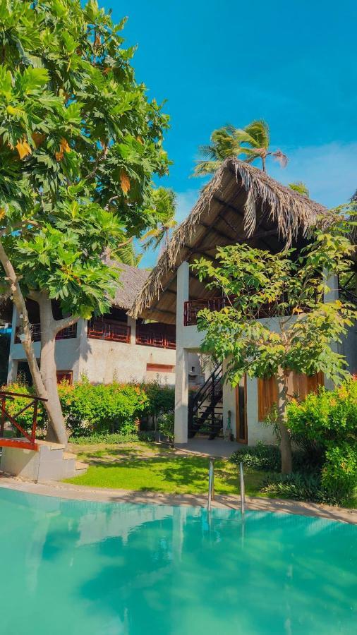 Lang Ca Voi Ll The Whales Village Ll Mui Ne Phan Thiet Exteriör bild