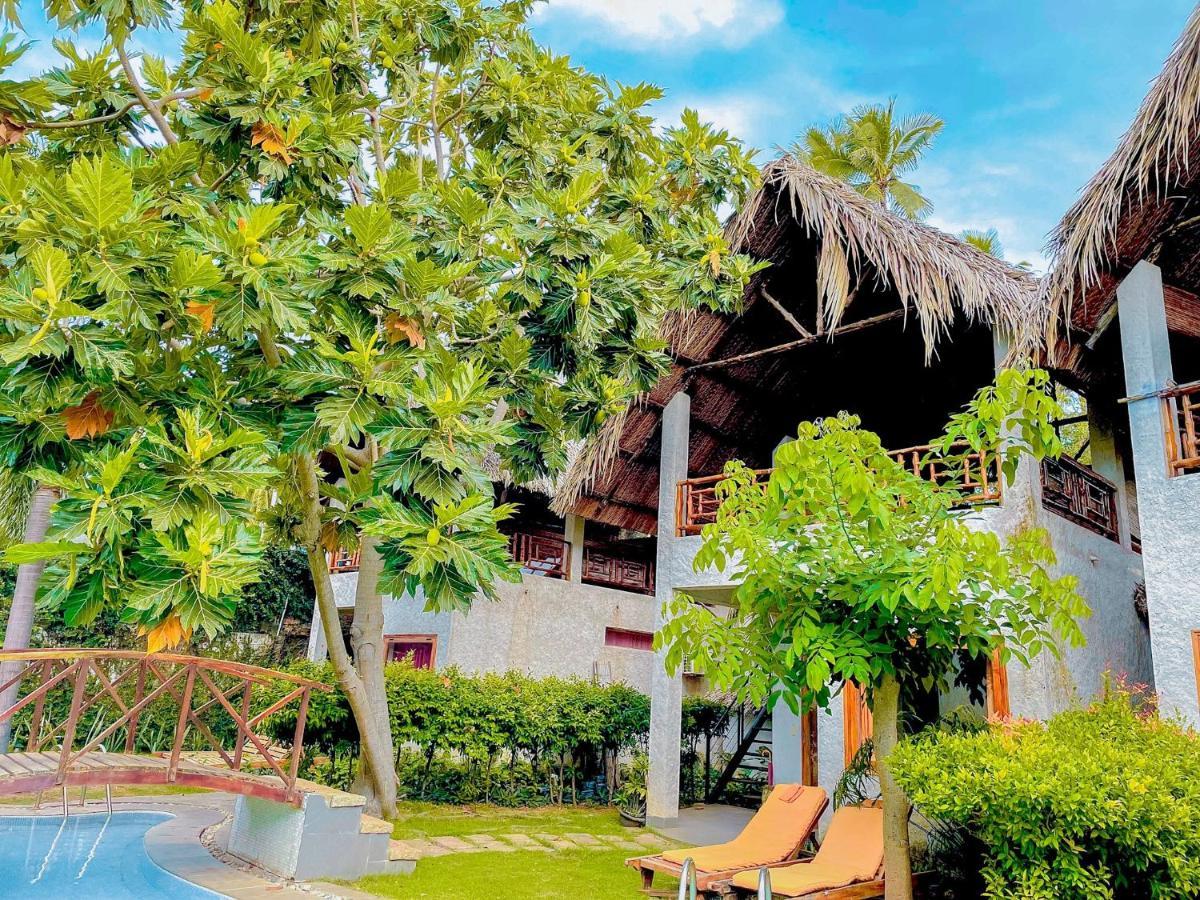 Lang Ca Voi Ll The Whales Village Ll Mui Ne Phan Thiet Exteriör bild
