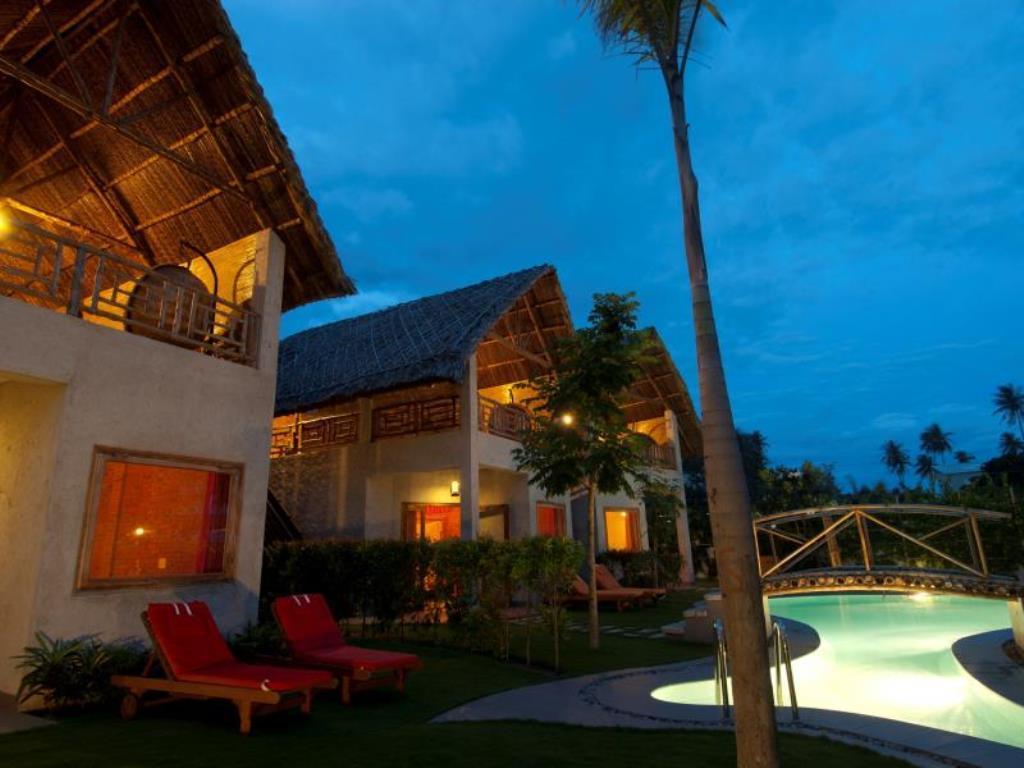 Lang Ca Voi Ll The Whales Village Ll Mui Ne Phan Thiet Exteriör bild